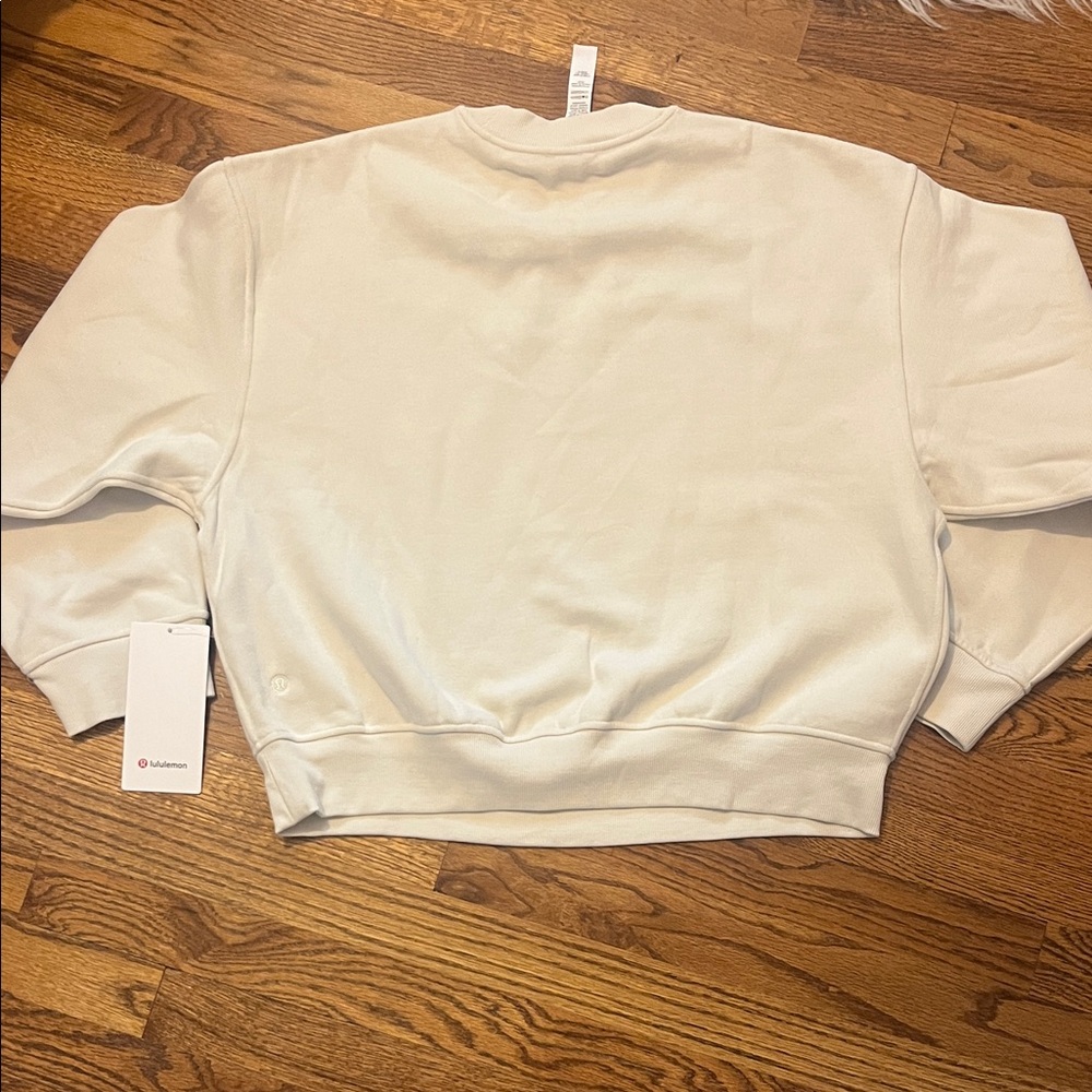 NWT Lululemon athletica Women’s Steady State Oversized Crew Size Medium - Picture 2 of 6